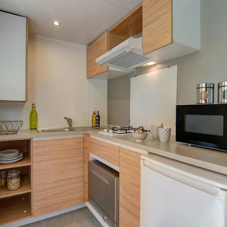 2p Кемпинг Мезон-Лафит